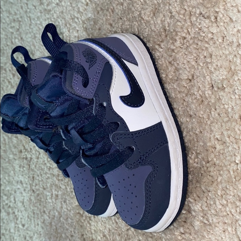 baby jordan 1s size 6c
